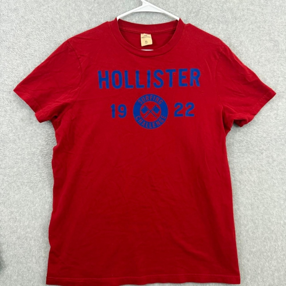 Hollister California Men's XL Red Surfing Challenge Graphic T-Shirt 100% Cotton